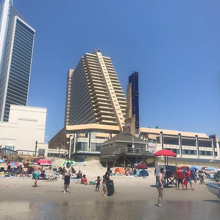 2Br 3Ba Beachfront Rental In Town Cozysuites Atlantic City Exterior foto