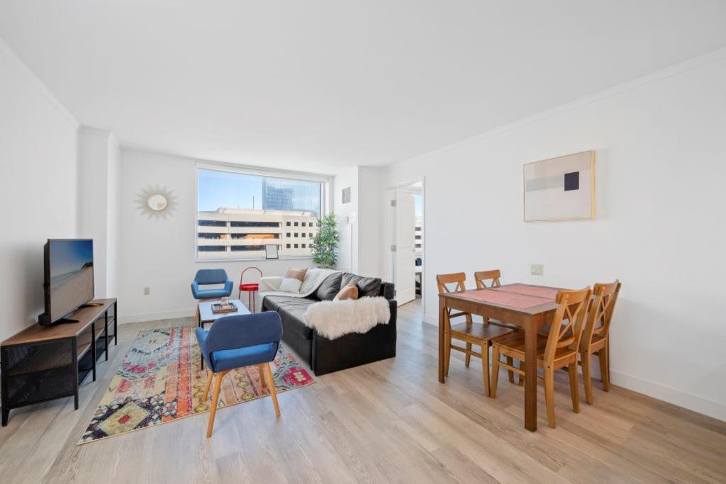2Br 3Ba Beachfront Rental In Town Cozysuites Atlantic City Exterior foto