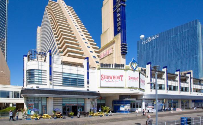 2Br 3Ba Beachfront Rental In Town Cozysuites Atlantic City Exterior foto